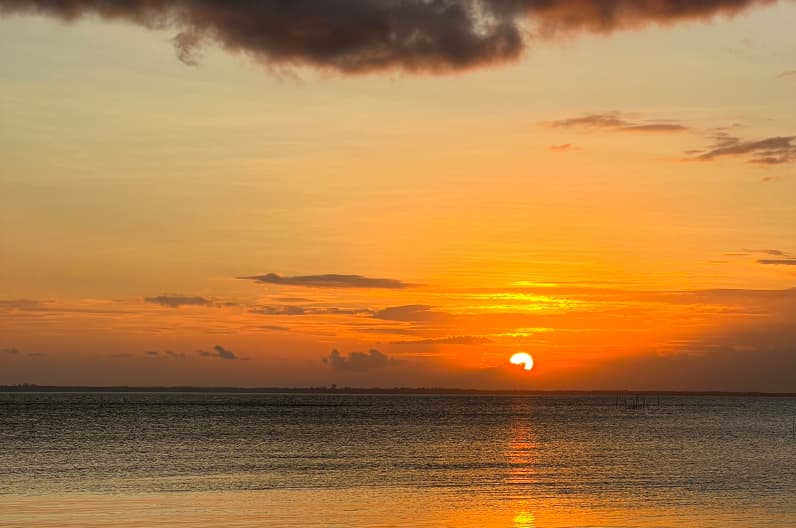 Sunset Selat